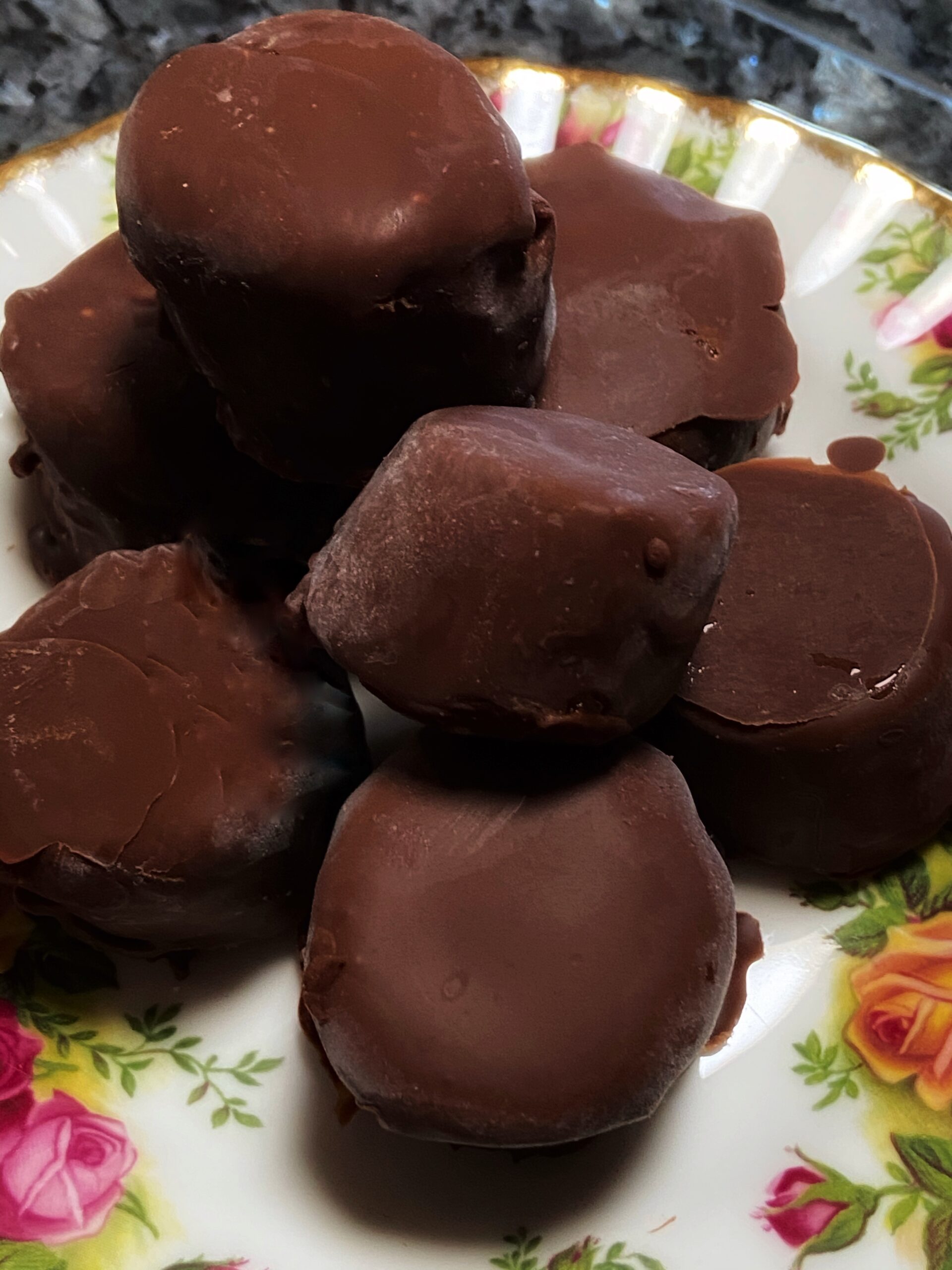 Instant Chocolate Hard Shell The Chicken and the Egg A Family Cookbook